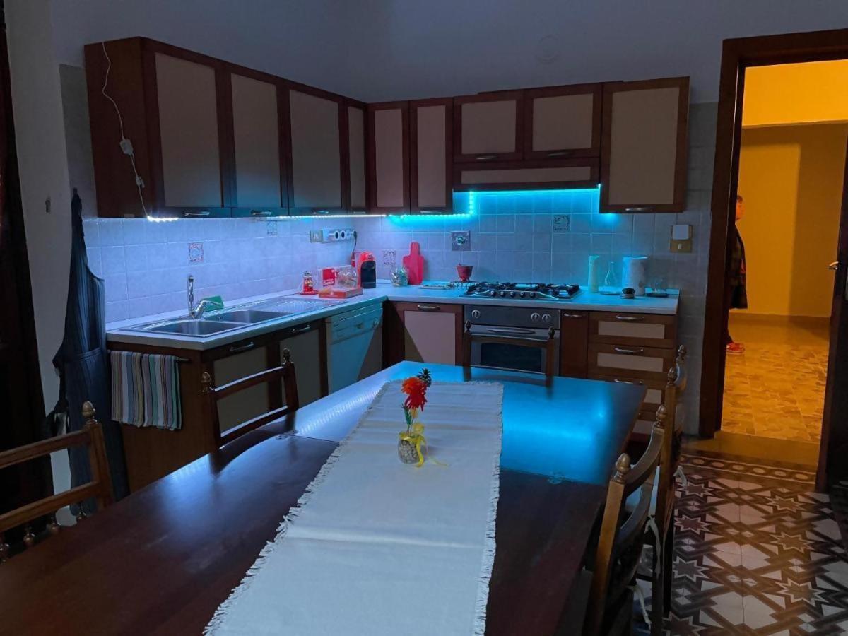Villa Mimosa House